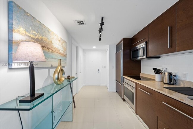 Photo - 465 Brickell Ave Unit 904