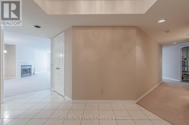 Photo - 25 George St Unit 302