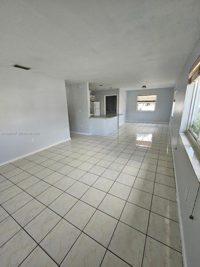 Photo - 20514 SW 92nd Ct Unidad 20514