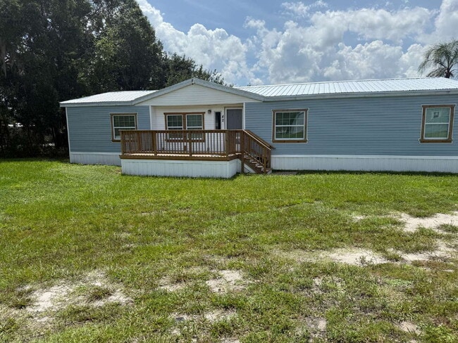 Building Photo - "Charming 3-Bed, 2-Bath Mobile Home Retrea...