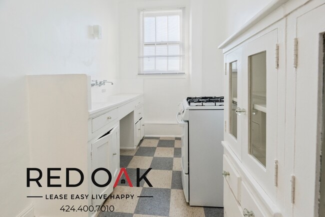 Photo - 2505 W 6th St Unidad 706