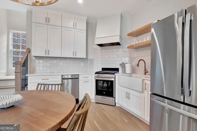 Photo - 11 Bourbon St