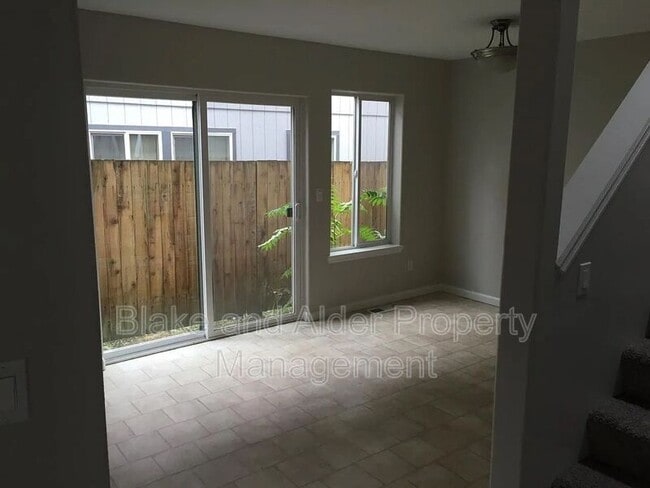 Photo - 7006 SE 72nd Ave