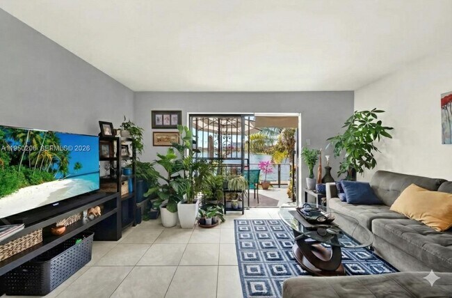 Photo - 10810 NW 7th St Unit 6B