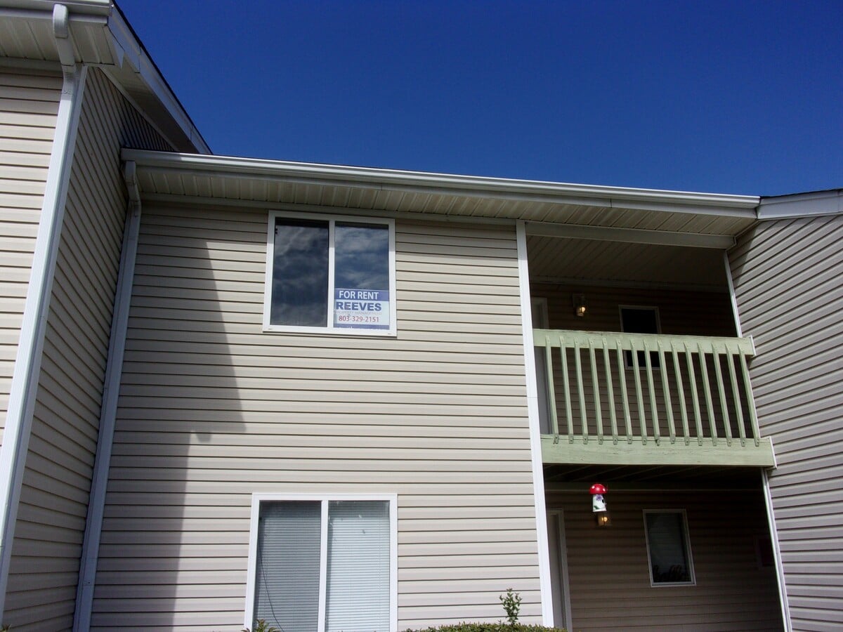 Photo - 1694 Eagles Pl