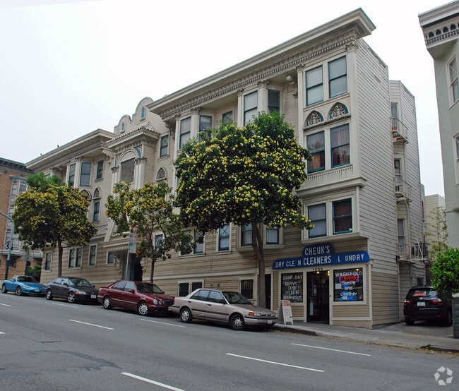1201 Pine
