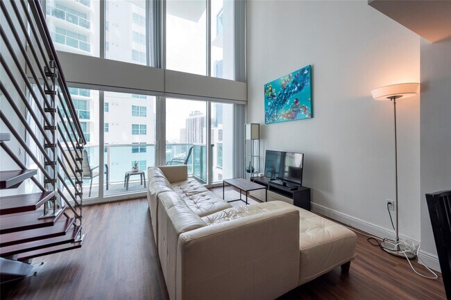 Photo - 41 SE 5th St Unit 1315