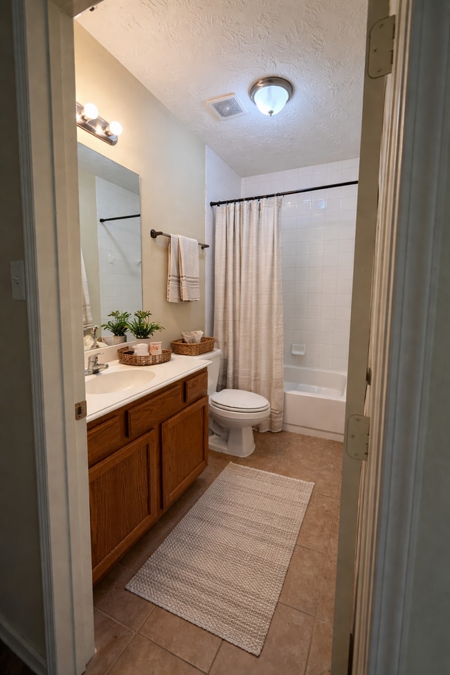 Photo - 21387 W Wallis Dr