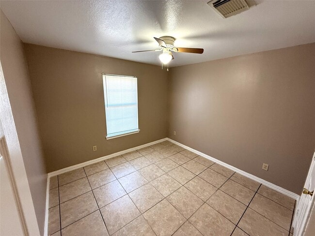 Photo - 1413 29th Ave N