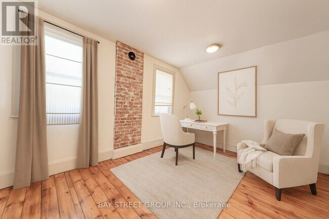 Photo - 64 Sherbourne St