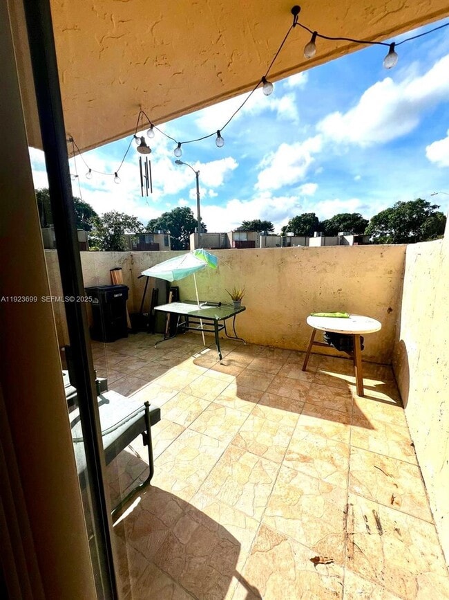 Photo - 20102 SW 123rd Dr