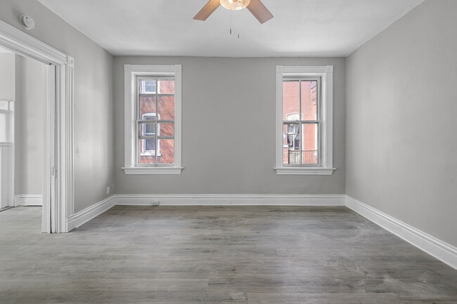 Photo - 2011 Lynch St Unit 2011 A