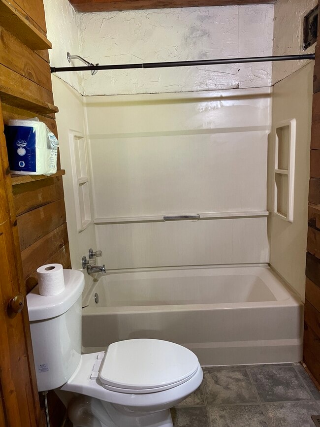 Photo - 331 Thorn Hill Rd