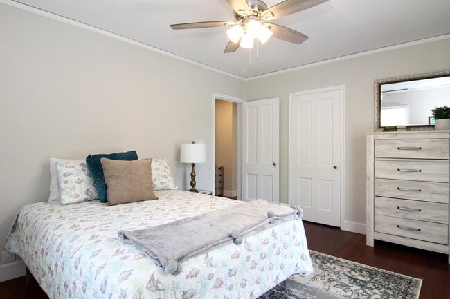 Photo - 3116 Camden Cir