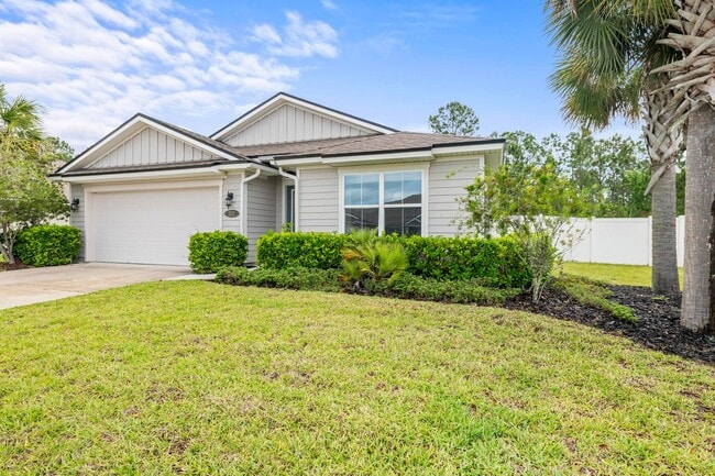 Stylish 4-Bedroom Home with New LVP Floori... - Stylish 4-Bedroom Home with New LVP Floori...