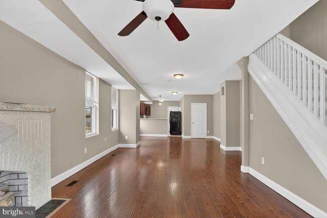 Photo - 3300 Dudley Ave