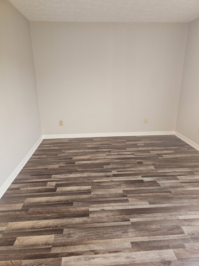 378 River St Unit 5E