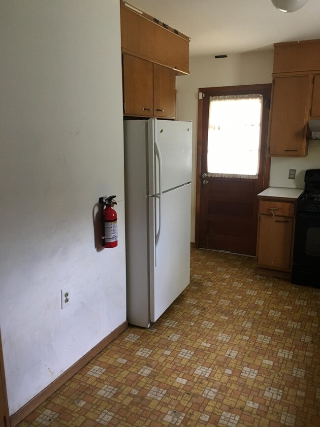 Photo - 33 Delafield St