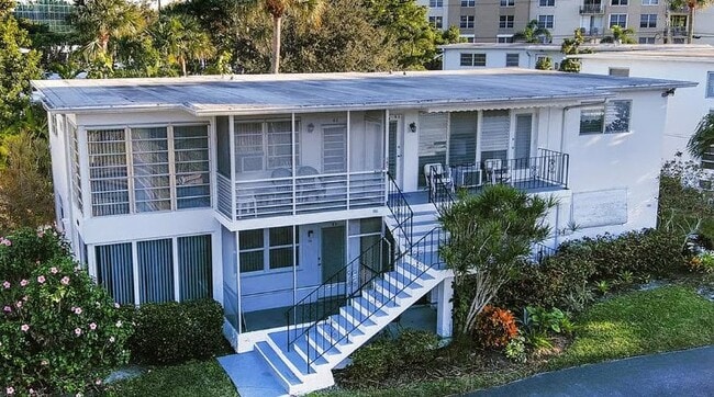 Photo - 1060 SE 14th Pl Unidad 16C