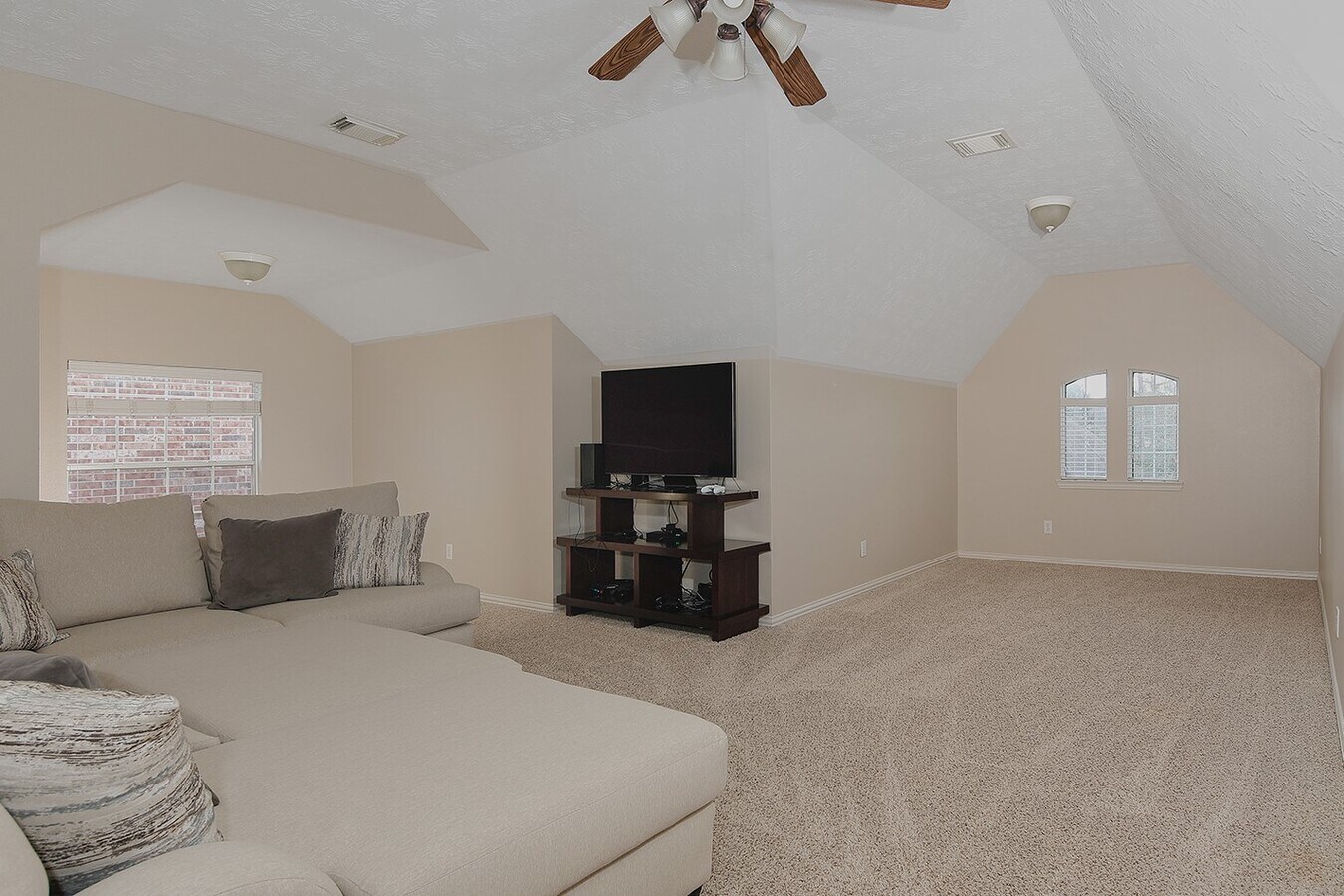 Photo - 50 N Lansdowne Cir