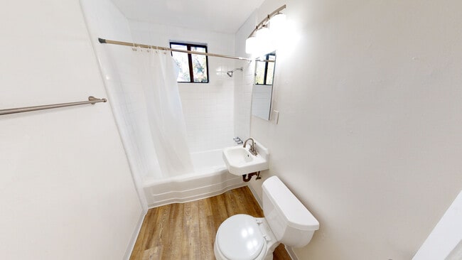 Photo - Beautiful One Bedroom Home Available in Sh...