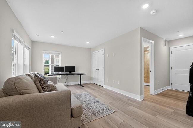 Photo - 1808 Parham Cir