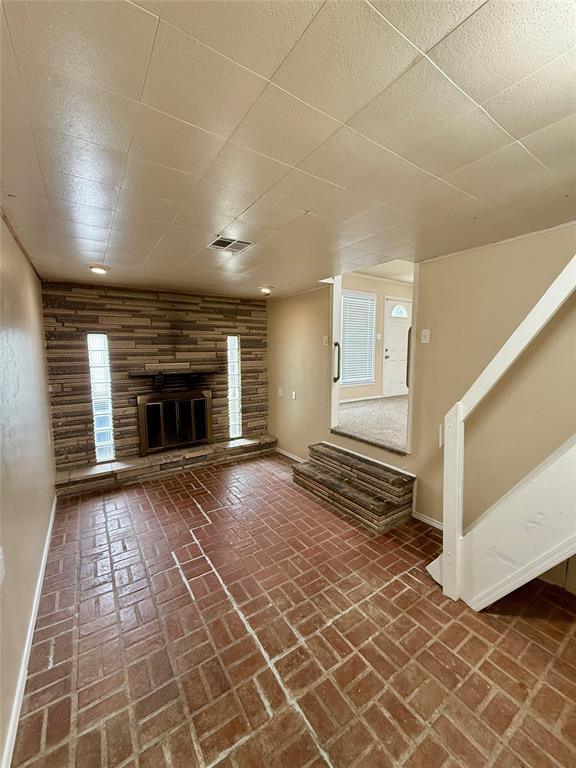 Photo - 1728 Hasley Dr
