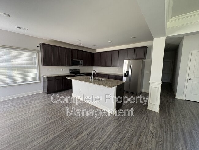 Photo - 7 Wescott Hill Way SE