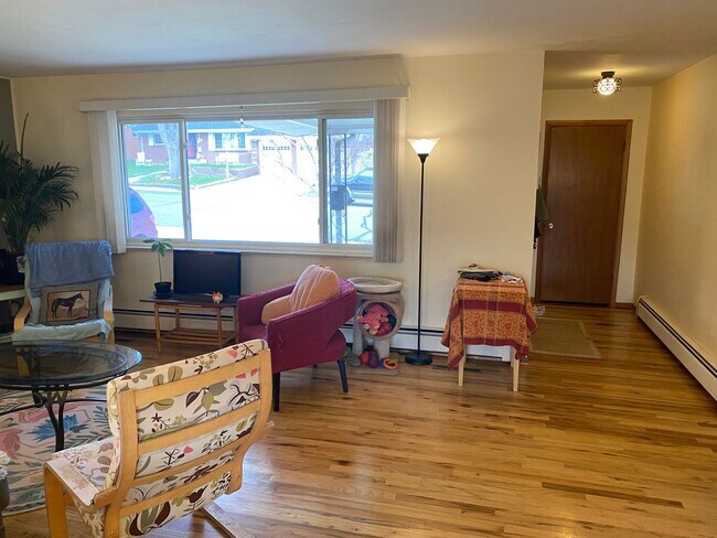 Photo - Charming 2 Bed / 1 Bath in PRIME Longmont Location – Garage + Yard + Fruit Trees