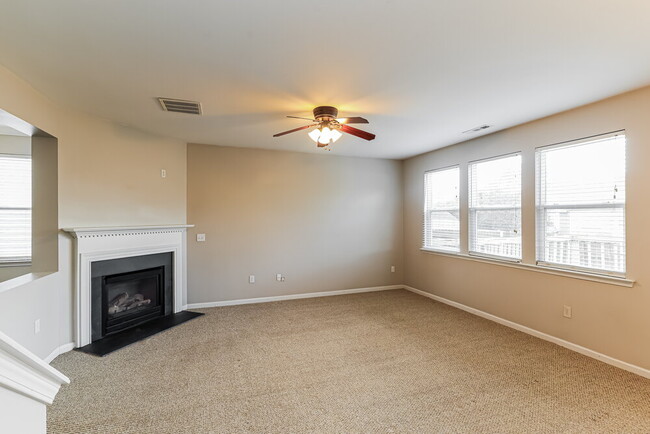 Photo - 136 Maple Hill Dr