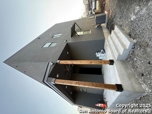 Building Photo - 110 Santa Paula Ave Rental