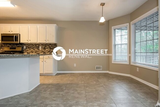 5 Bedroom Pet-Friendly Home in McDonough, GA with Main Street Renewal