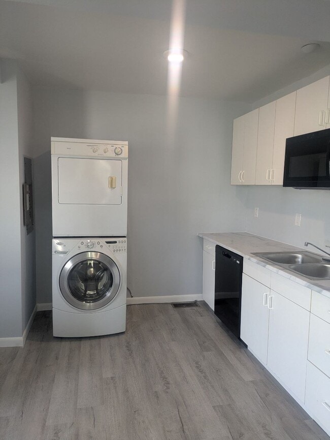 Photo - 85 N High St Unit A-1