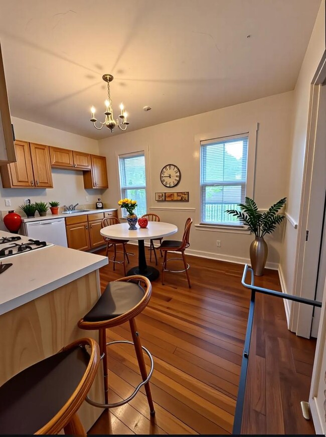 3 bedroom in Brighton MA 02135 - 3 bedroom in Brighton MA 02135 Condo Unit 1