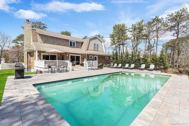 Photo - 27 Jeffrey Ln