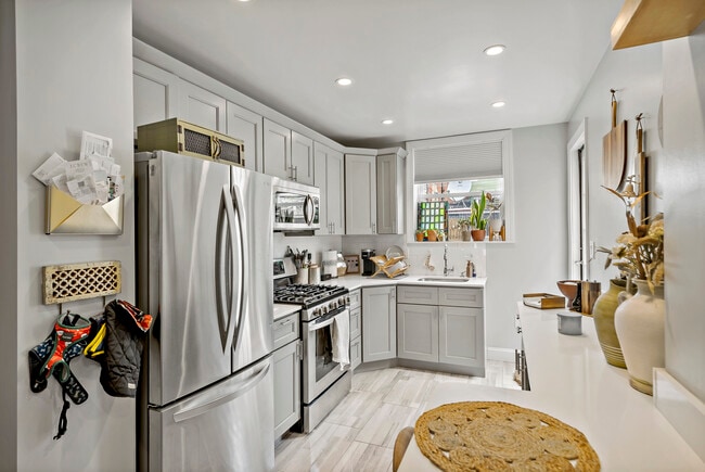 Photo - 1225 Tree St