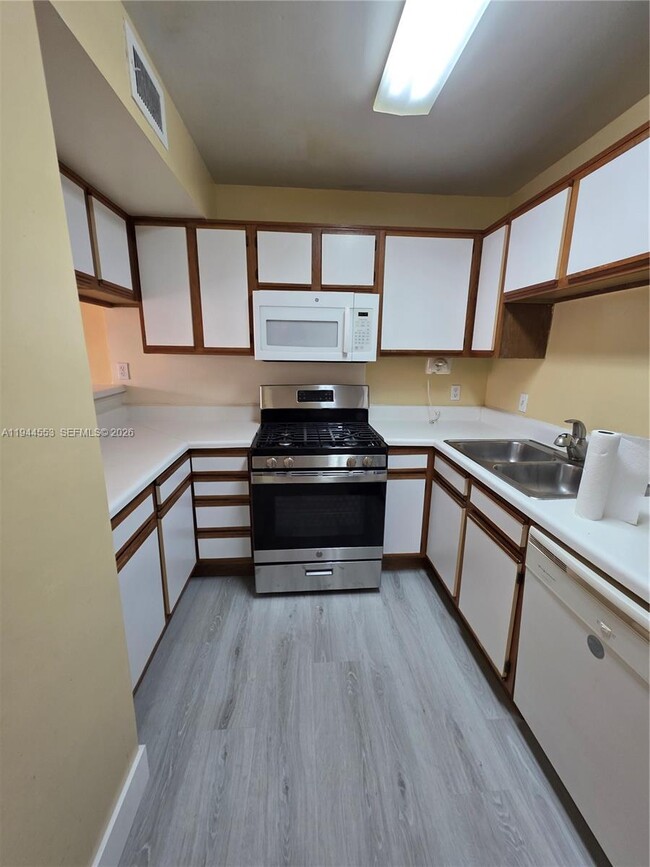 Photo - 15315 SW 106th Terrace Unit 432