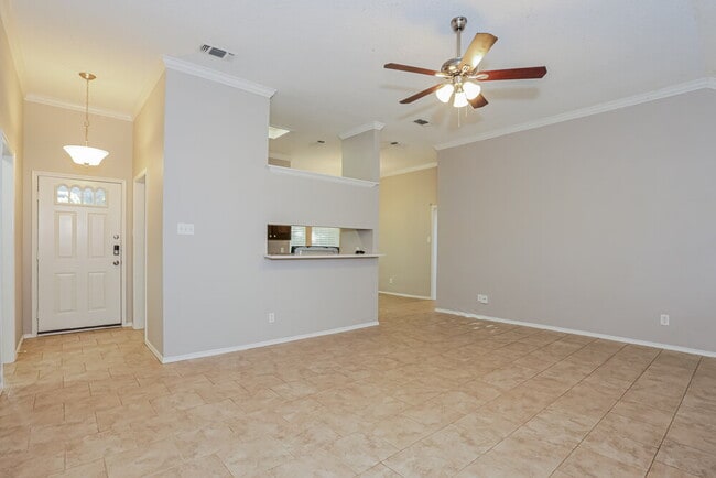 Photo - 804 Irene St