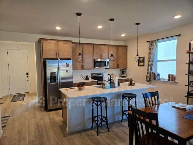 Photo - 609 Clover Ln