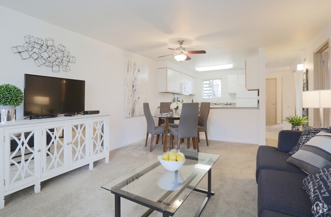Creekside at Tanasbourne Apartments