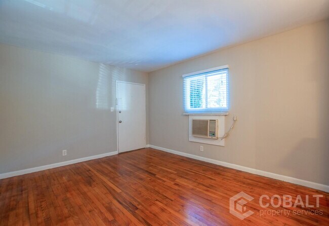 767 Greenwood Ave NE Unidad 1