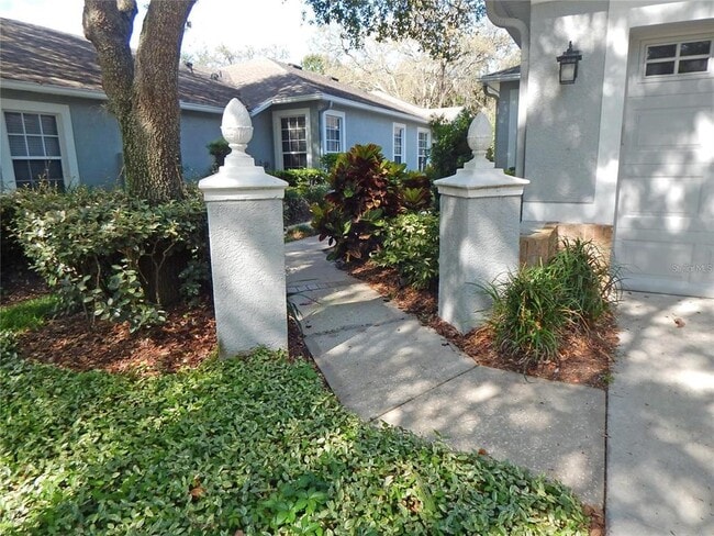 5925 Sandhill Ridge Dr