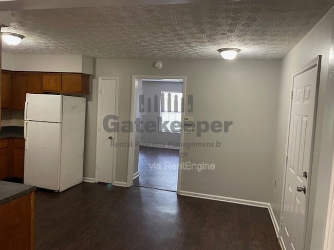 Photo - 2871 Old S Dr