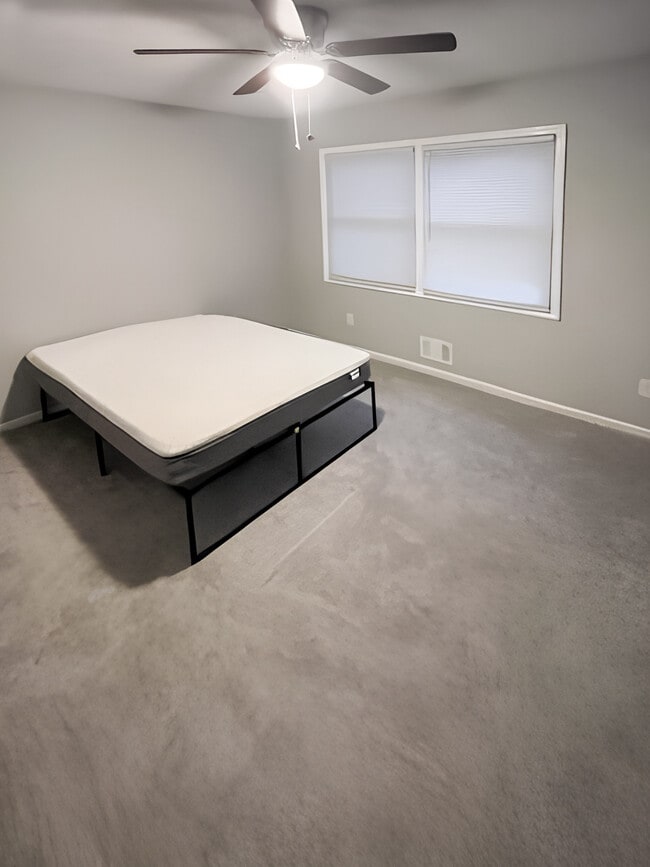 Photo - 2660 Burdett Rd