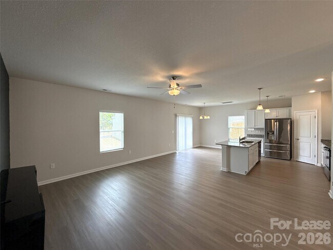 Photo - 6225 Lowe Ln