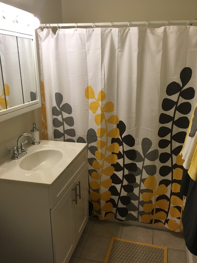 Baño fresco y limpio