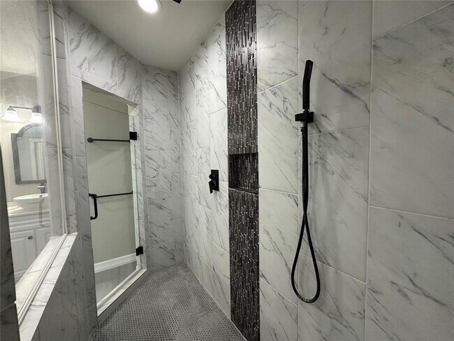 Photo - completely renovated 1930 Craftsman bungalow in the sought after Brooke Smith subdivision of Hous...