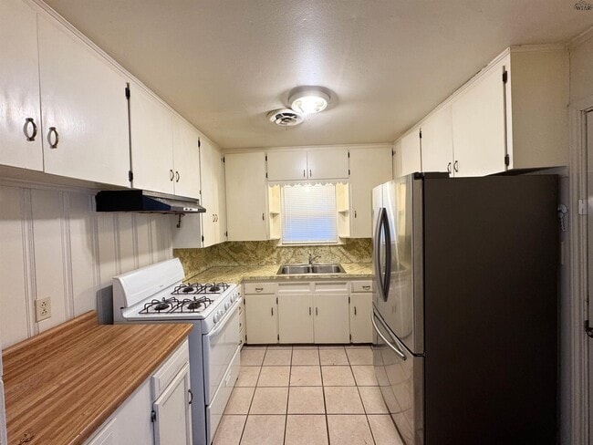 Photo - 1612 Hursh Ave