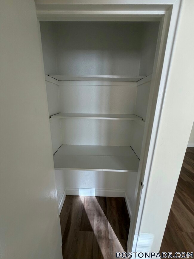 Photo - 270 Nesmith St Unidad 1