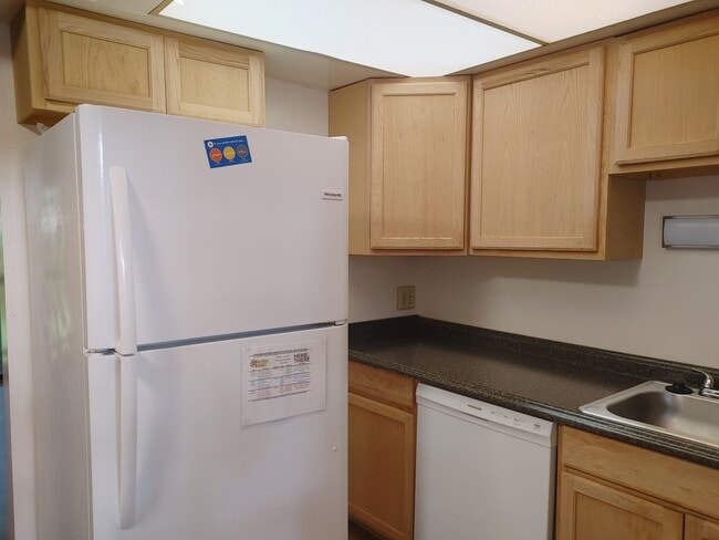 Photo - 2 Bed/1 Bath Townhouse Unit 1